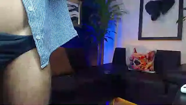 Snapshot of Markboyl chatting on 03-13-25, 02:33 Markboyl online show from 03-13-25, 02:33