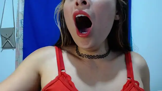 Alexandrasaenz online show from 04-25-26, 09:56