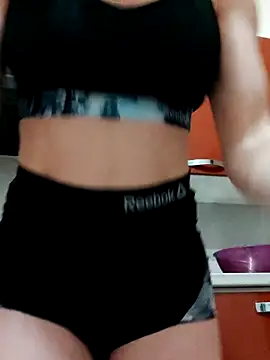 clara-francaise online show from 02-20-25, 07:30