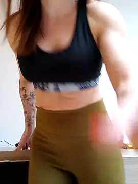 clara-francaise online show from 03-11-25, 02:40