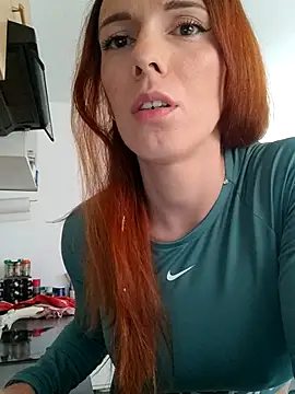 clara-francaise online show from 10-21-25, 01:01