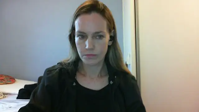 Annylove1 online show from 10-02-25, 10:44