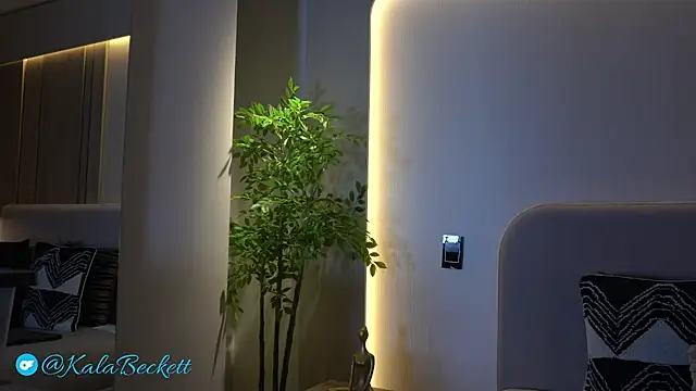 Snapshot of KalaBeckett_ chatting on 04-16-26, 12:06 KalaBeckett online show from 04-16-26, 12:06