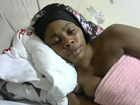 Snapshot of Nasty_queency chatting on 03-19-26, 10:25 Nasty queency online show from 03-19-26, 10:25