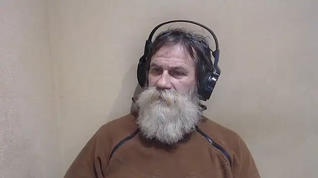 Snapshot of AlexNudo chatting on 12-14-24, 10:07 AlexNudo online show from 12-14-24, 10:07