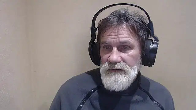 Snapshot of AlexNudo chatting on 01-07-25, 05:20 AlexNudo online show from 01-07-25, 05:20