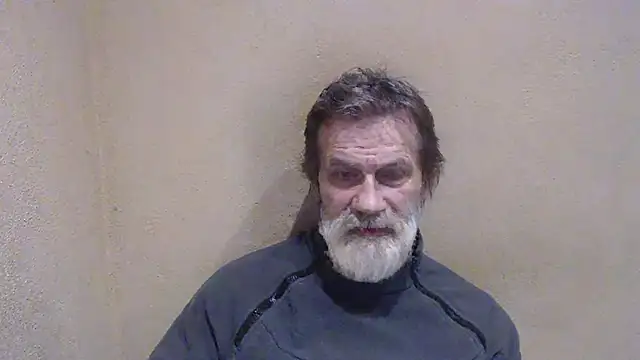 Snapshot of AlexNudo chatting on 01-13-25, 08:05 AlexNudo online show from 01-13-25, 08:05