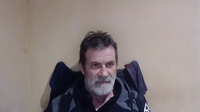 Snapshot of AlexNudo chatting on 10-02-25, 06:37 AlexNudo online show from 10-02-25, 06:37