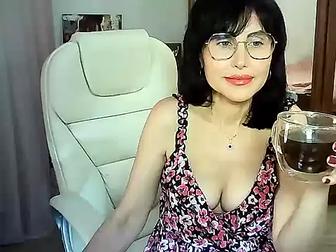 Alyona Alex online show from 10-26-25, 09:04