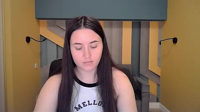 Roxie Bradley online show from 12-06-24, 07:43