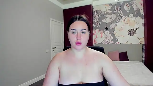 Snapshot of Roxie_Bradley chatting on 11-08-25, 07:08 Roxie Bradley online show from 11-08-25, 07:08