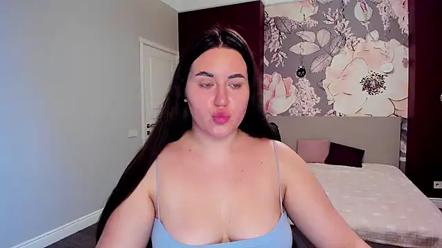 Snapshot of Roxie_Bradley chatting on 12-04-25, 06:55 Roxie Bradley online show from 12-04-25, 06:55