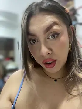 Im sophiie online show from 03-16-25, 06:20