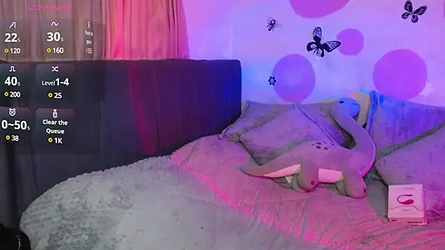 Snapshot of Cata_cortes chatting on 02-20-25, 06:17 Cata cortes online show from 02-20-25, 06:17