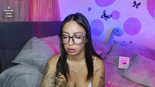 Snapshot of Cata_cortes chatting on 02-22-25, 05:12 Cata cortes online show from 02-22-25, 05:12