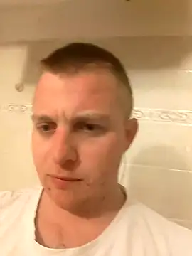 Matttthees online show from 03-22-25, 01:54