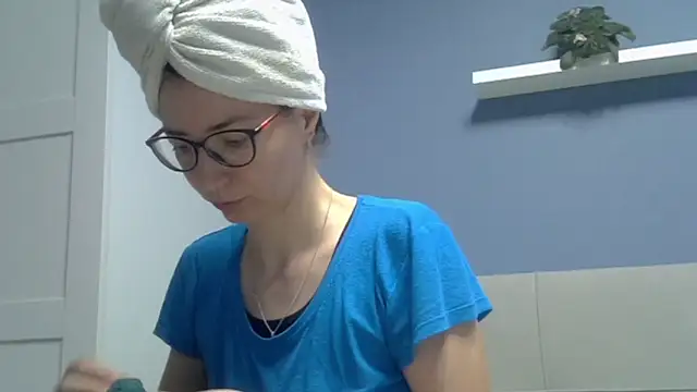 Ashleyspice online show from 05-28-26, 06:21