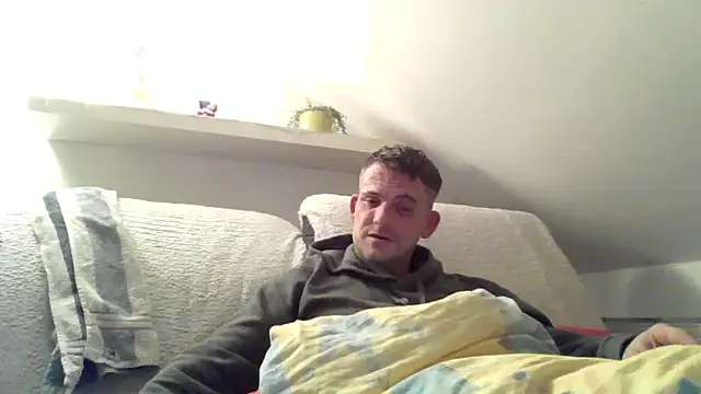 Cambitchboy online show from 12-17-24, 05:47