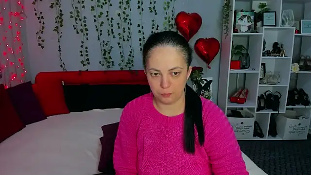 DarlingMilf online show from 04-12-26, 06:57