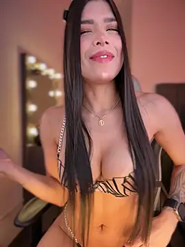 JanyLunaa online show from 11-20-25, 11:04