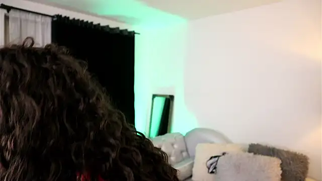 Snapshot of Valeriestyle chatting on 10-09-25, 04:32 Valeriestyle online show from 10-09-25, 04:32