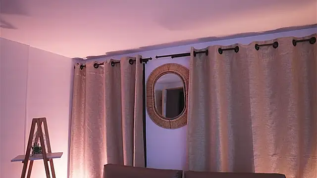 Snapshot of Valeriestyle chatting on 11-18-25, 03:56 Valeriestyle online show from 11-18-25, 03:56