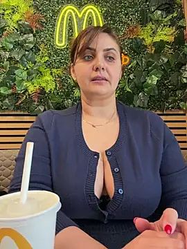 AnneKane online show from 03-12-26, 11:16