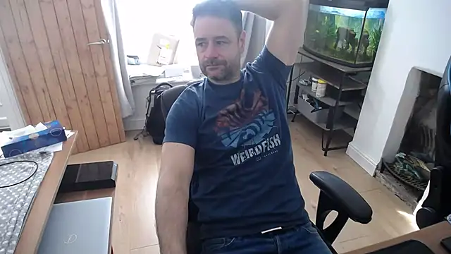 rob2810 online show from 03-20-25, 09:37