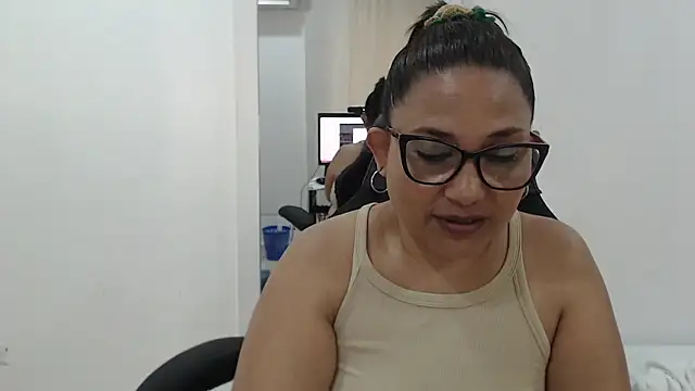 Katha Marck online show from 09-13-25, 07:57