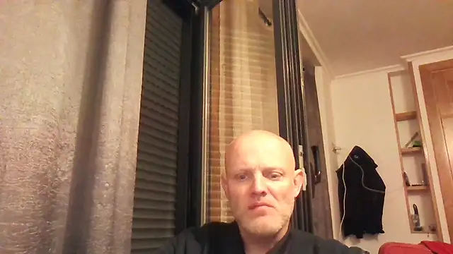 davigochi77bcn online show from 01-17-25, 07:38