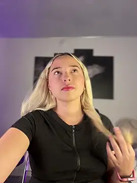 Irisweet  online show from 11-26-25, 09:38