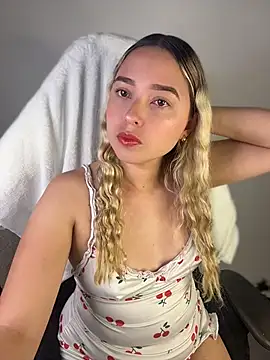 Irisweet  online show from 02-24-26, 11:19