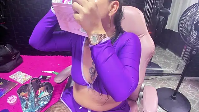 mature sexi40 online show from 04-10-26, 11:59