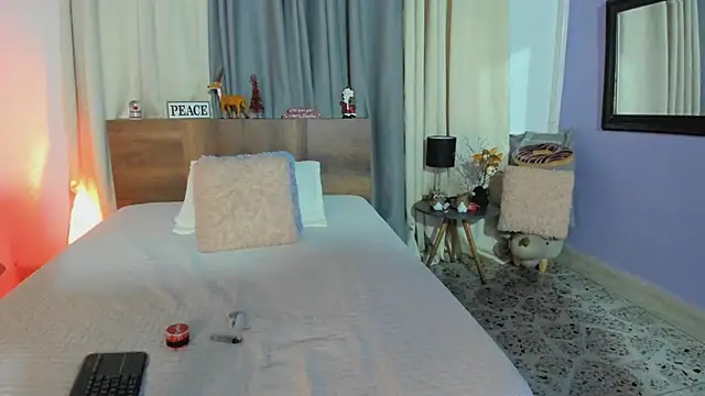 SaraVergara online show from 12-27-24, 08:39