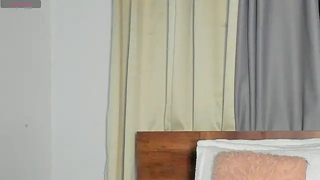 SaraVergara online show from 01-04-25, 08:37