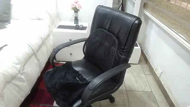 jesy hot online show from 02-09-26, 07:51