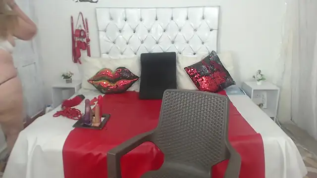 Sweetbigcatt online show from 03-04-26, 05:46