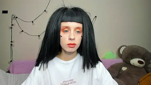 FlowerOfSin2001 online show from 09-14-25, 05:56