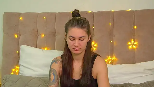 RachelSimpson online show from 12-22-24, 06:26