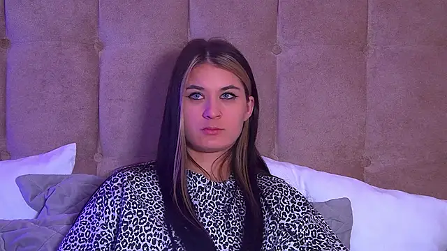 RachelSimpson online show from 02-21-25, 12:27