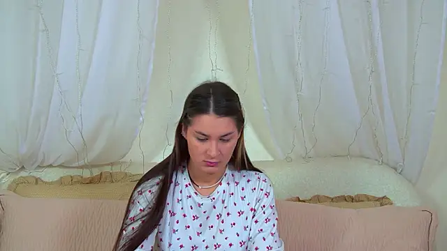 RachelSimpson online show from 03-11-26, 06:36