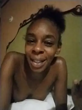 Snapshot of Jasmine_FullsShine chatting on 09-21-25, 07:21 Jasmine FullsShine online show from 09-21-25, 07:21