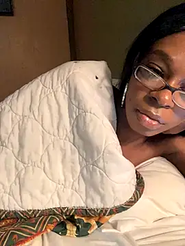 Snapshot of Jasmine_FullsShine chatting on 11-23-25, 11:43 Jasmine FullsShine online show from 11-23-25, 11:43