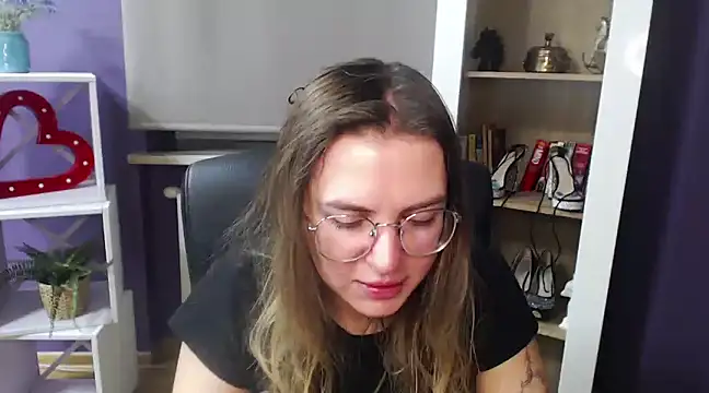 Zoey Erotic online show from 12-30-24, 05:26