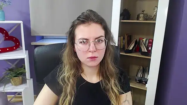 Zoey Erotic online show from 01-16-25, 08:43