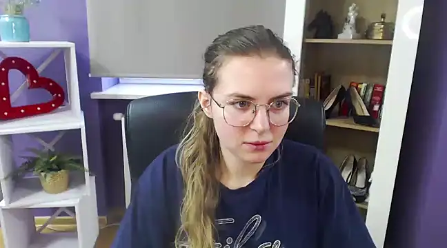 Zoey Erotic online show from 02-04-25, 08:56