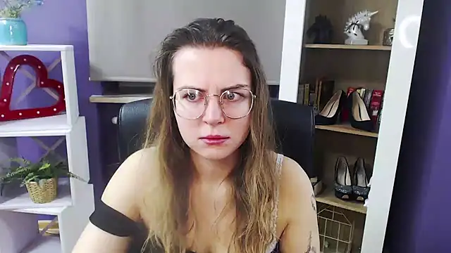 Zoey Erotic online show from 02-13-25, 05:16