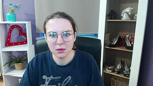 Zoey Erotic online show from 03-14-25, 05:48