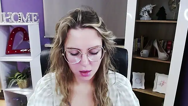 Zoey Erotic online show from 12-02-25, 05:35