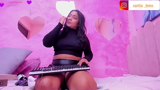 Snapshot of Sariitaa_ chatting on 01-12-25, 03:03 Sariitaa  online show from 01-12-25, 03:03